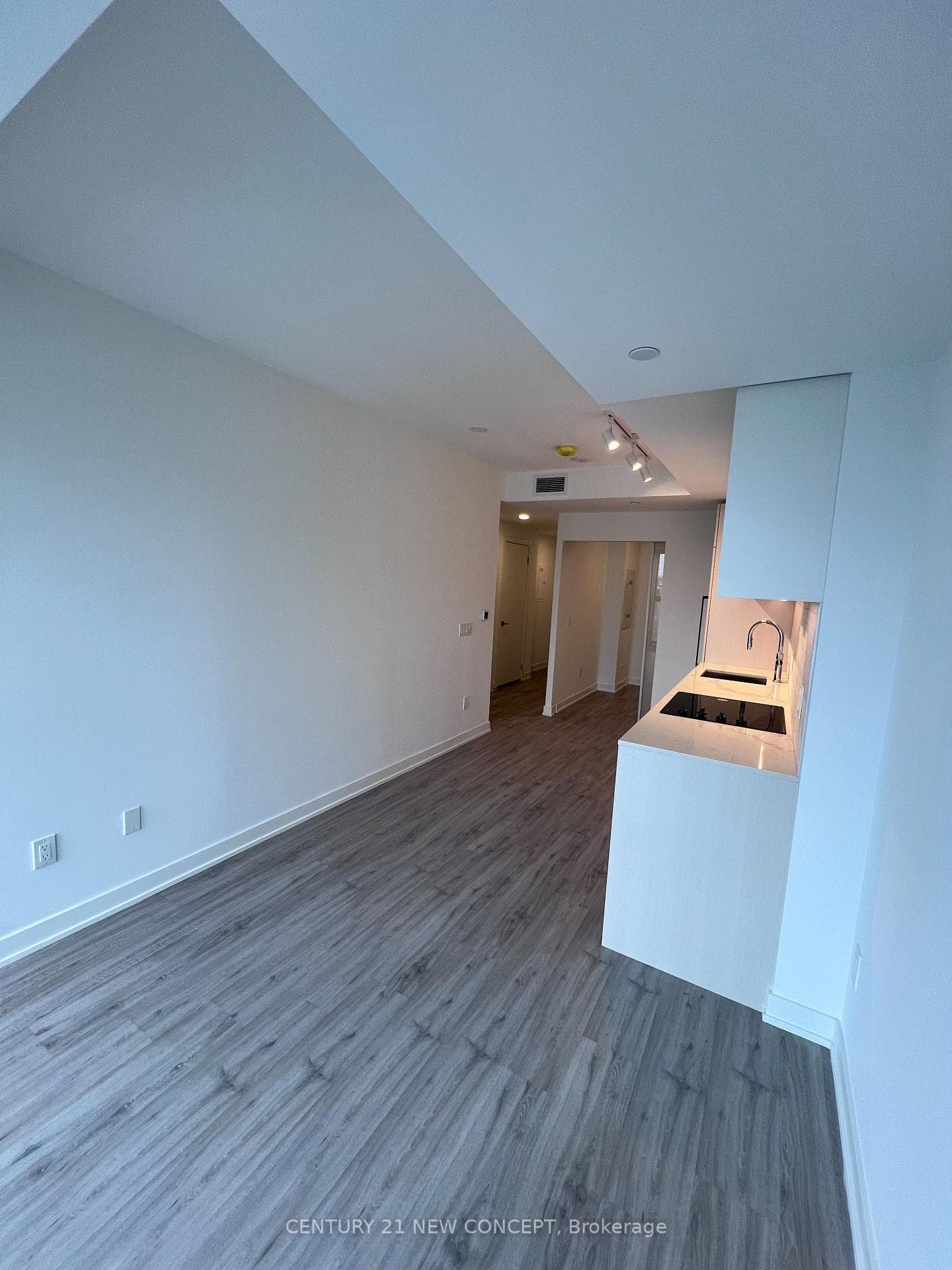 252 Church Street Unit 4105 photo 12