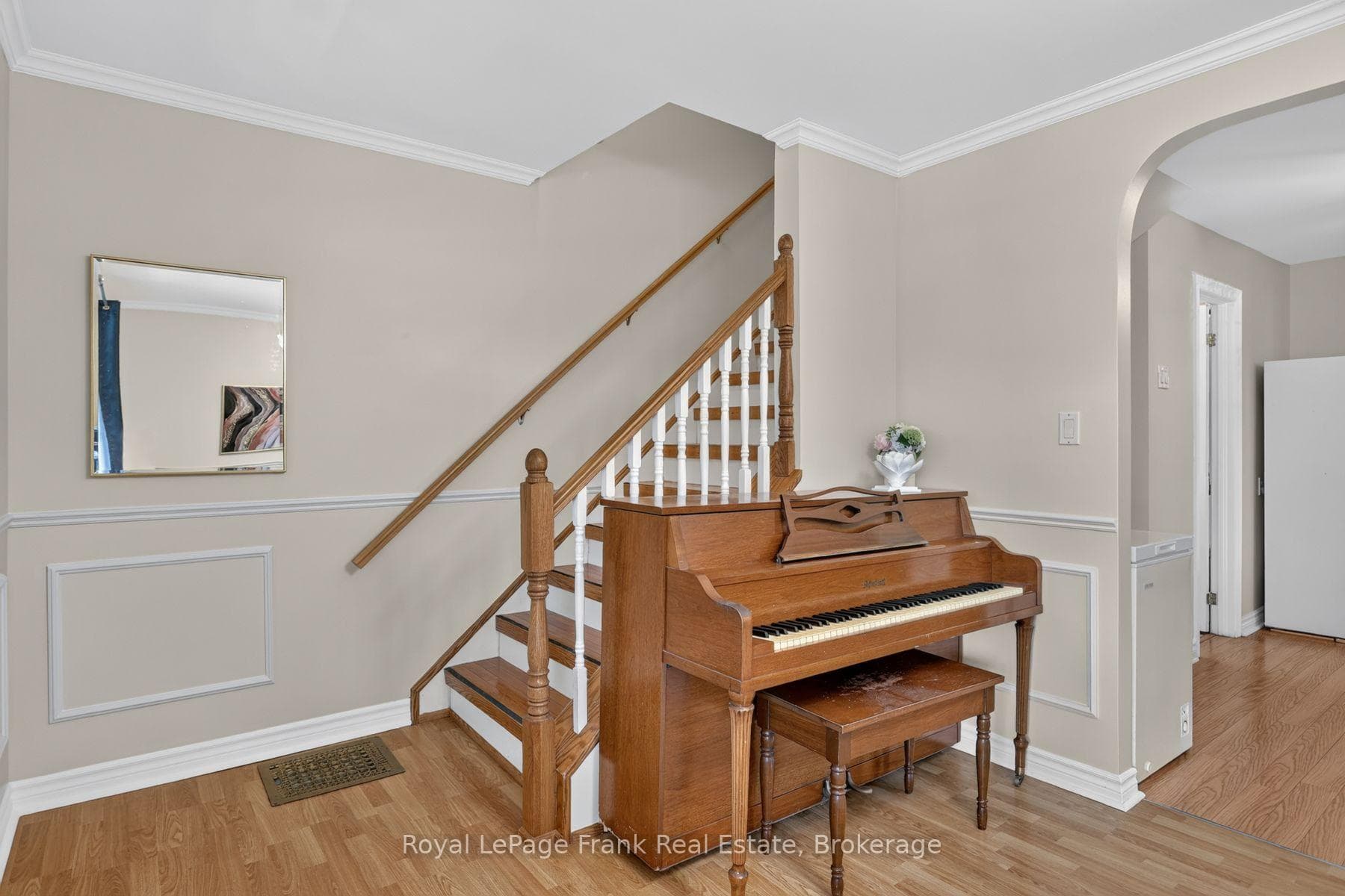 728 Hurley Street photo 16