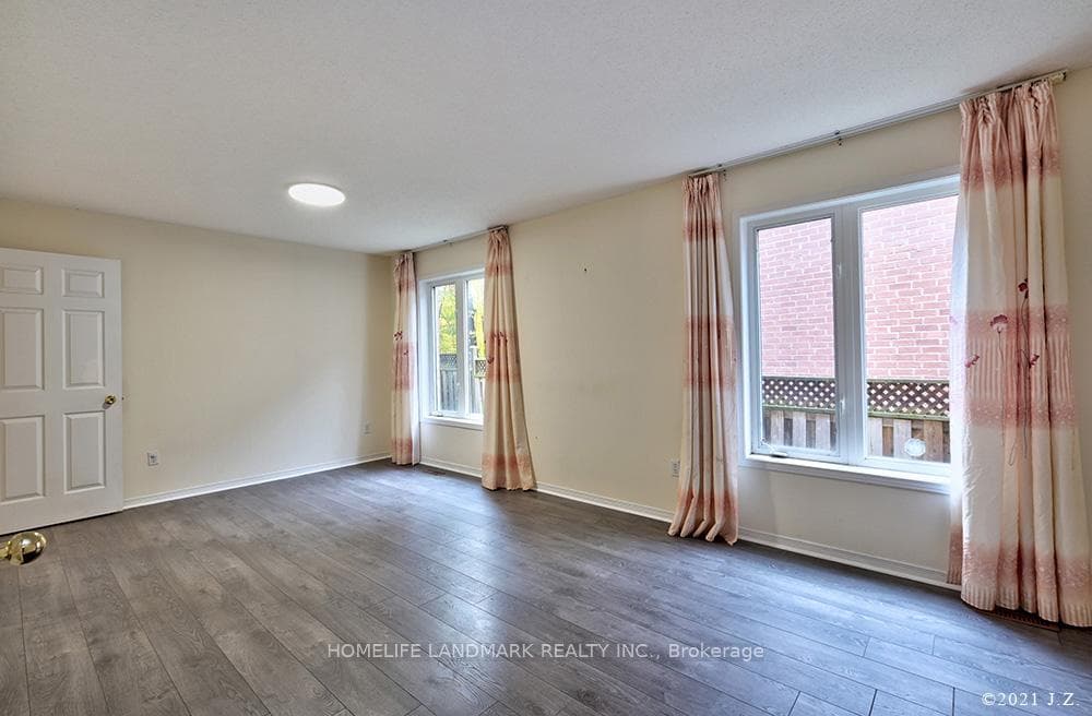 149 Shepton Way photo 3