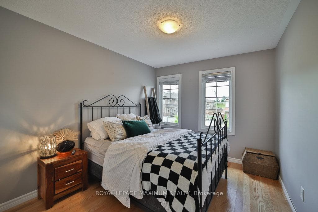 60 Jackson Drive photo 23
