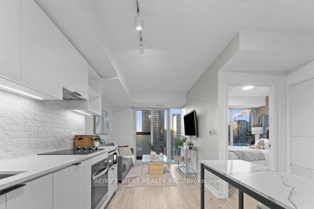 252 Church Street Unit 2616 photo 2