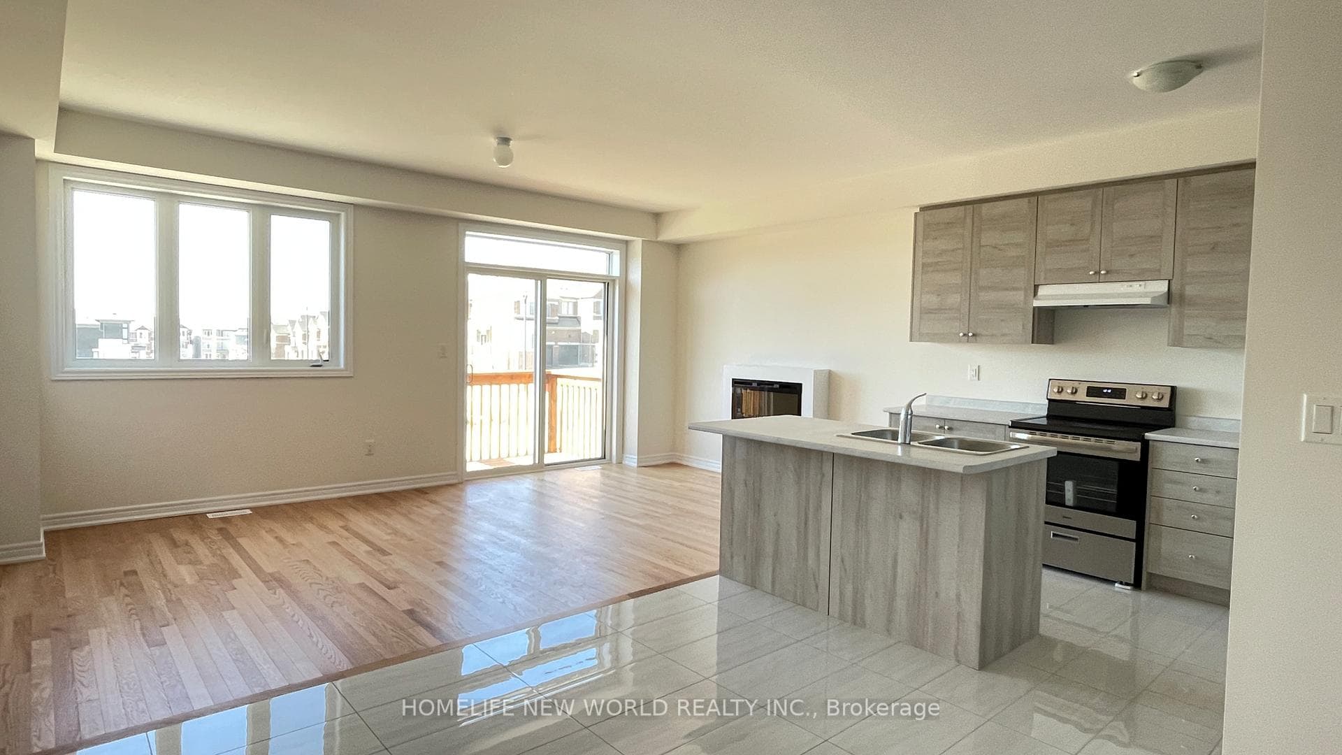 2850 Albatross Way photo 5