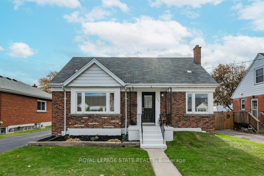 1108 Queensdale Avenue photo 1