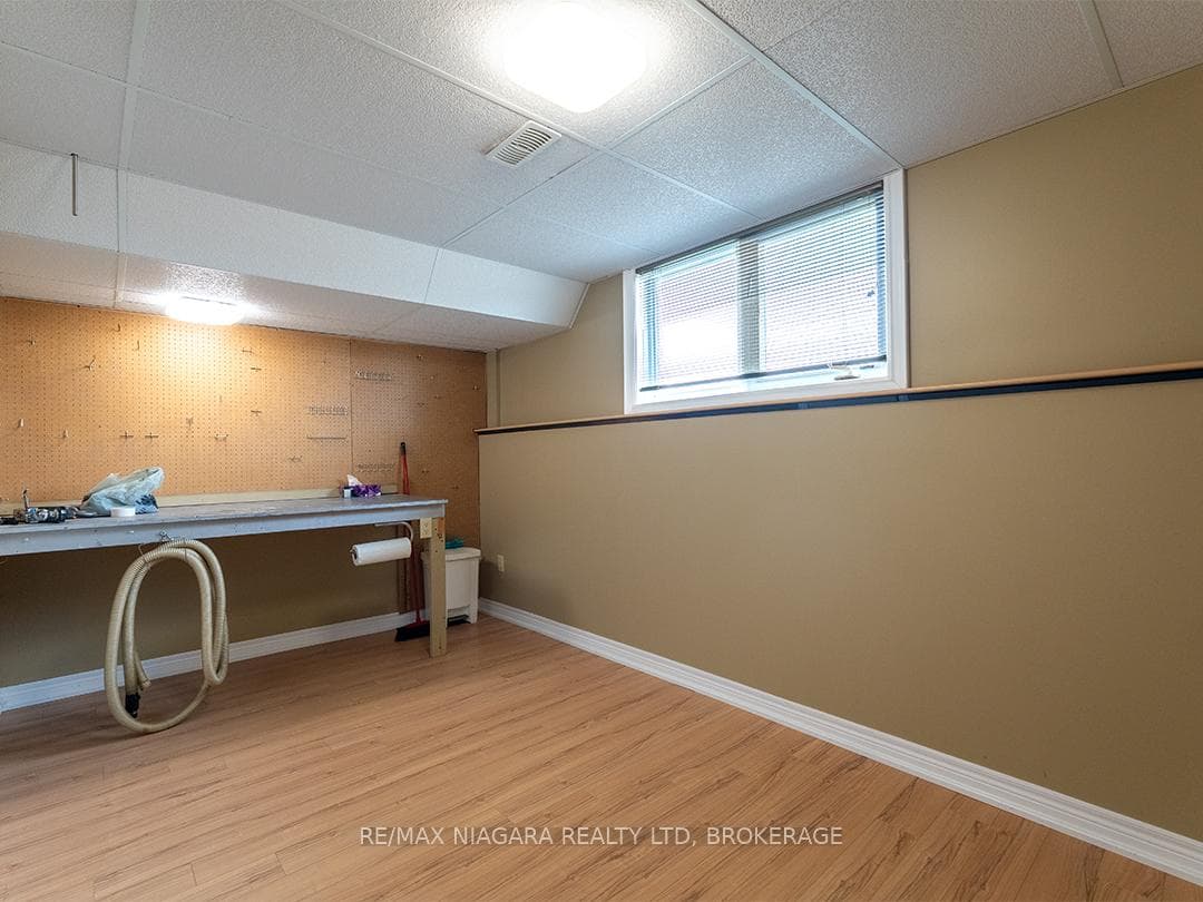 20219 Youngs Road photo 40