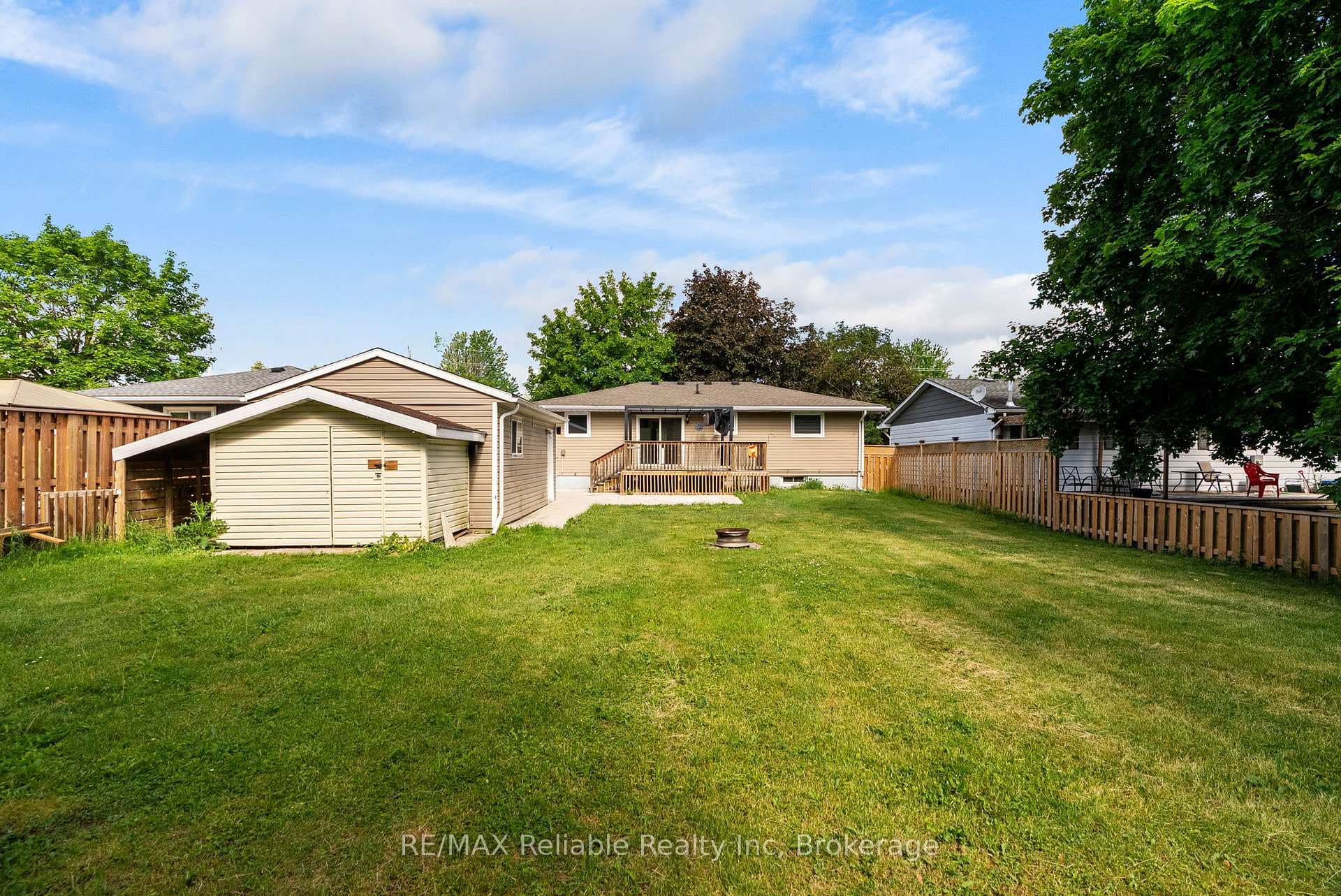 182 Jarvis Street photo 32