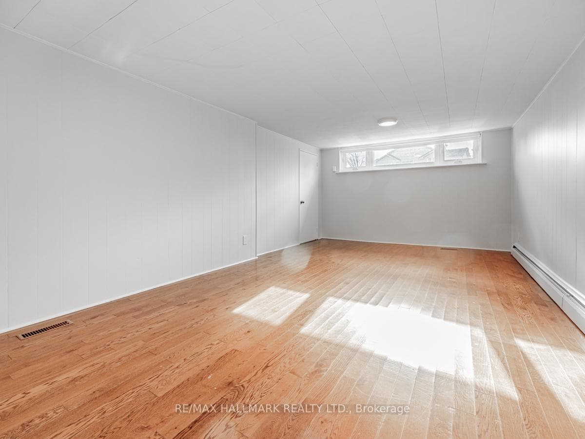 42 Parkview Hill Crescent photo 5