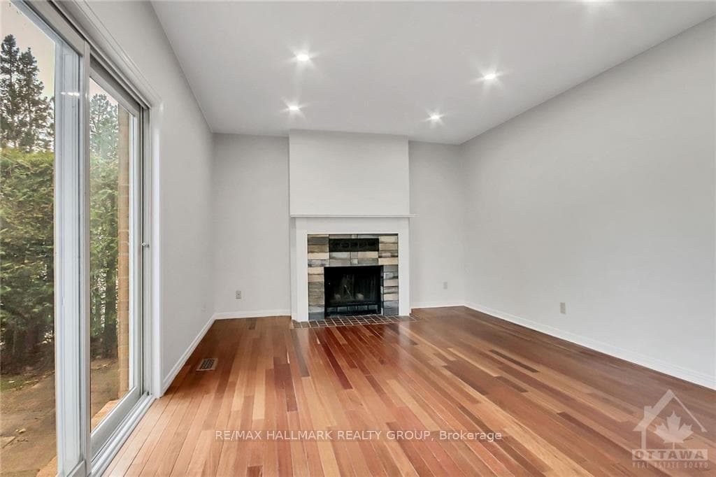 55 FIFESHIRE Crescent photo 15
