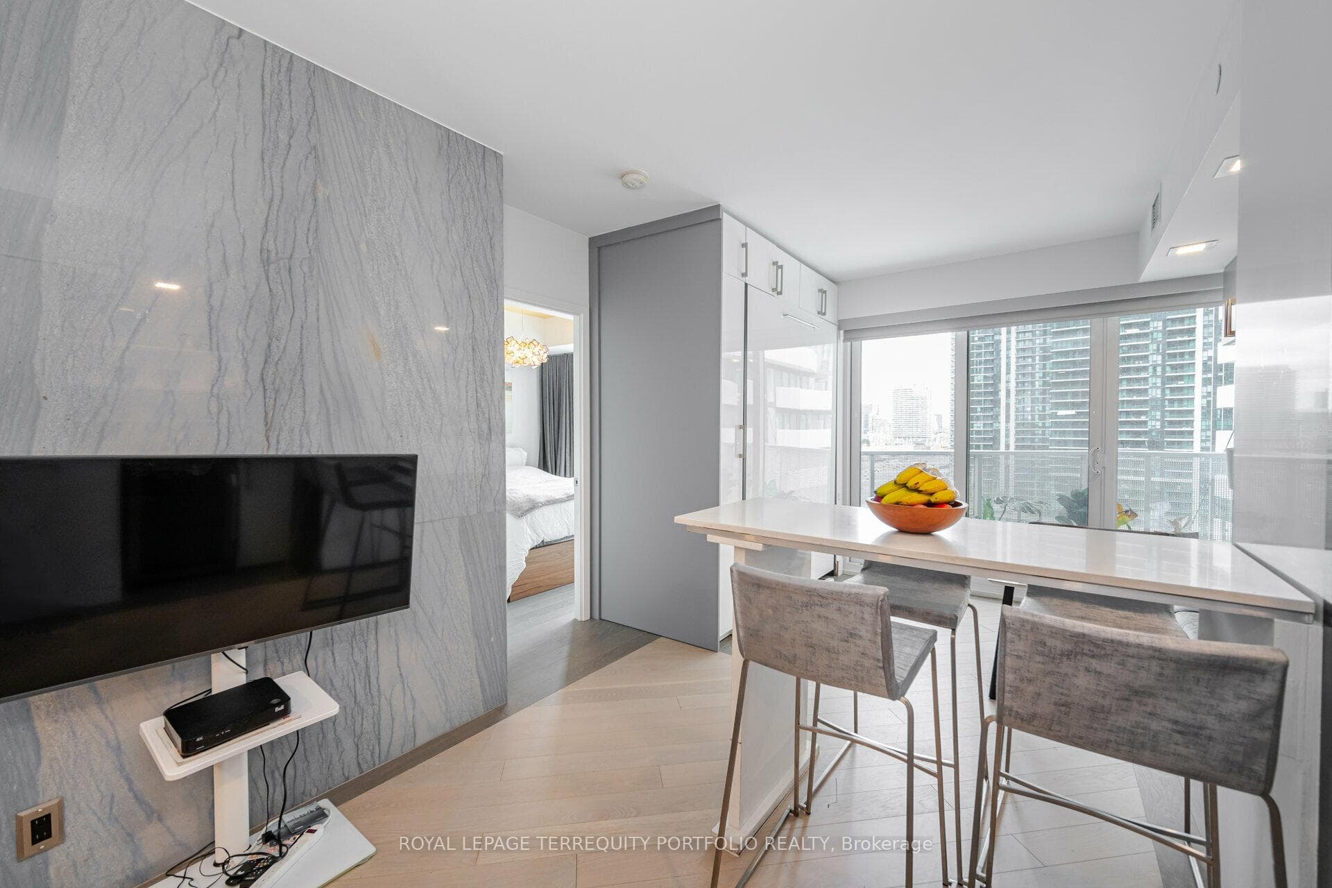100 Harbour Street Unit 1205 photo 13