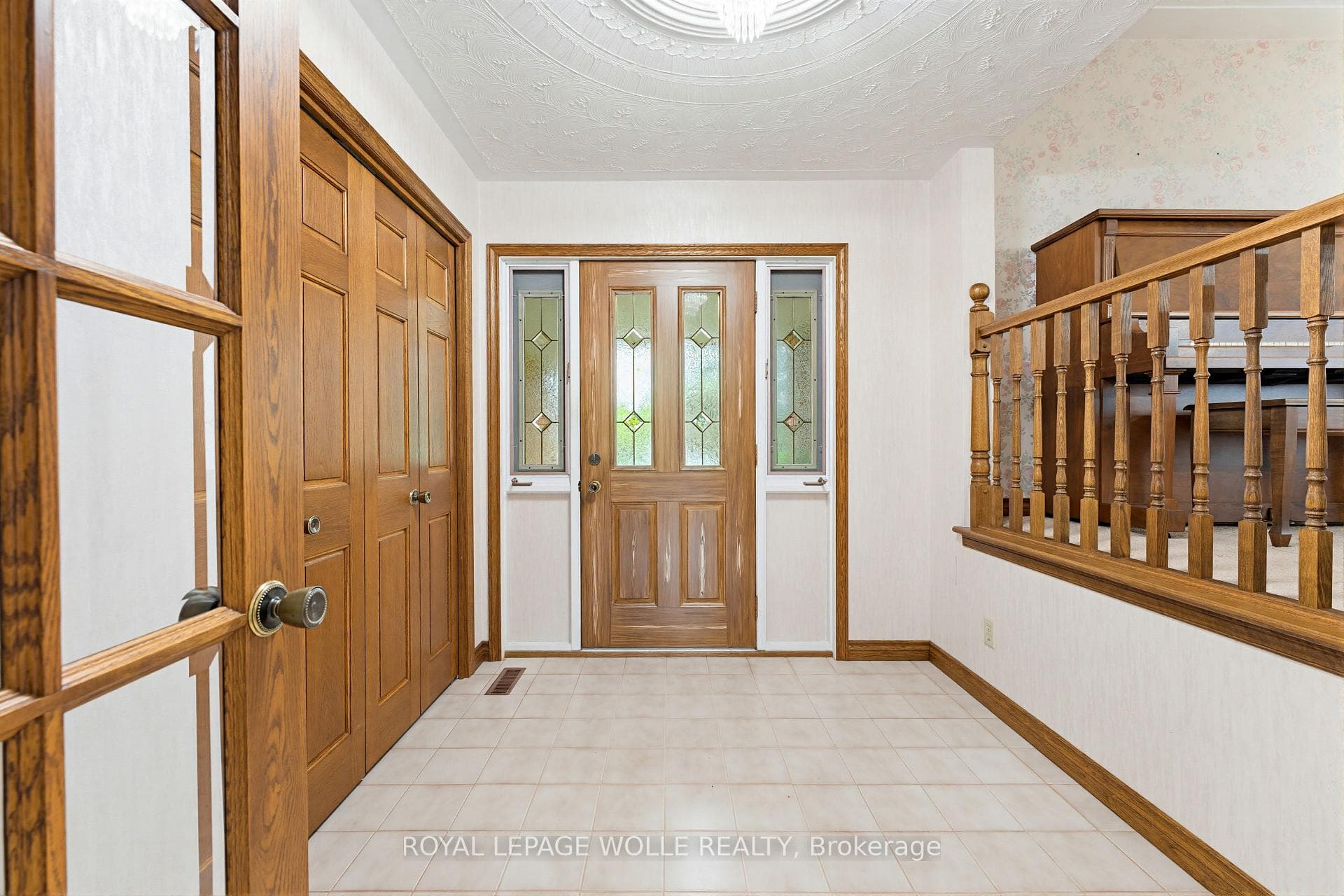 64 Hilltop Court photo 5