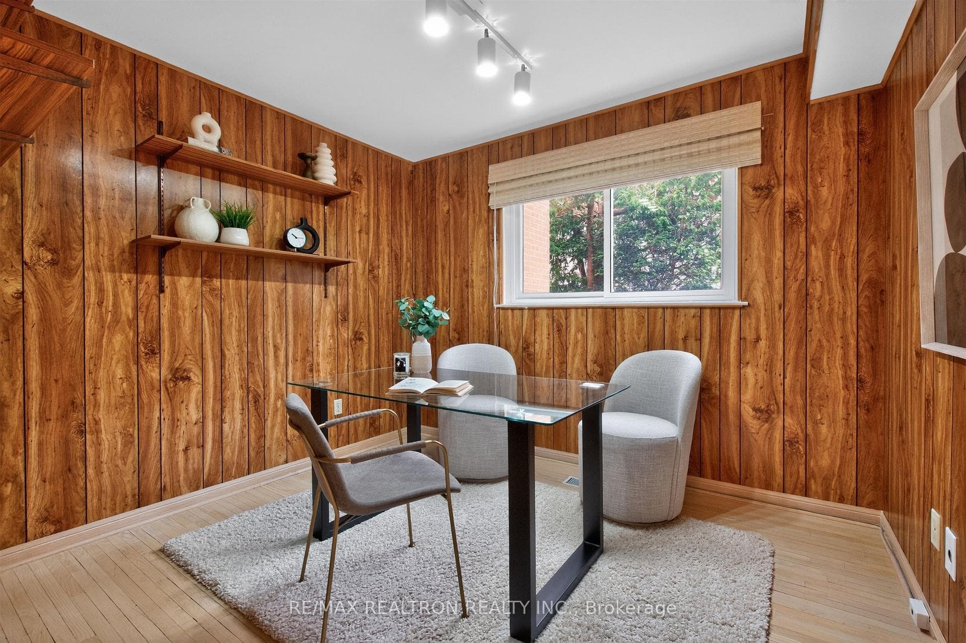 38 Colonnade Road photo 34