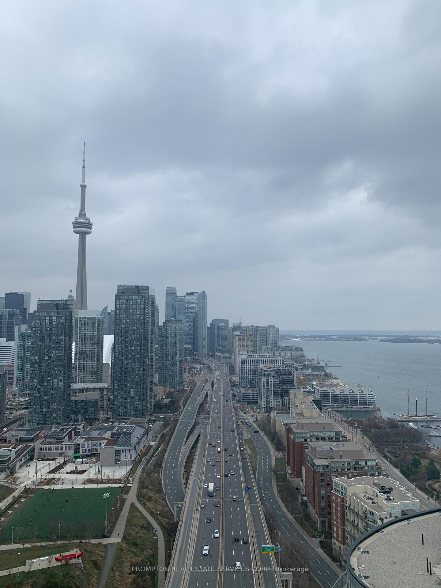 17 Bathurst Street Unit 4211 photo 12