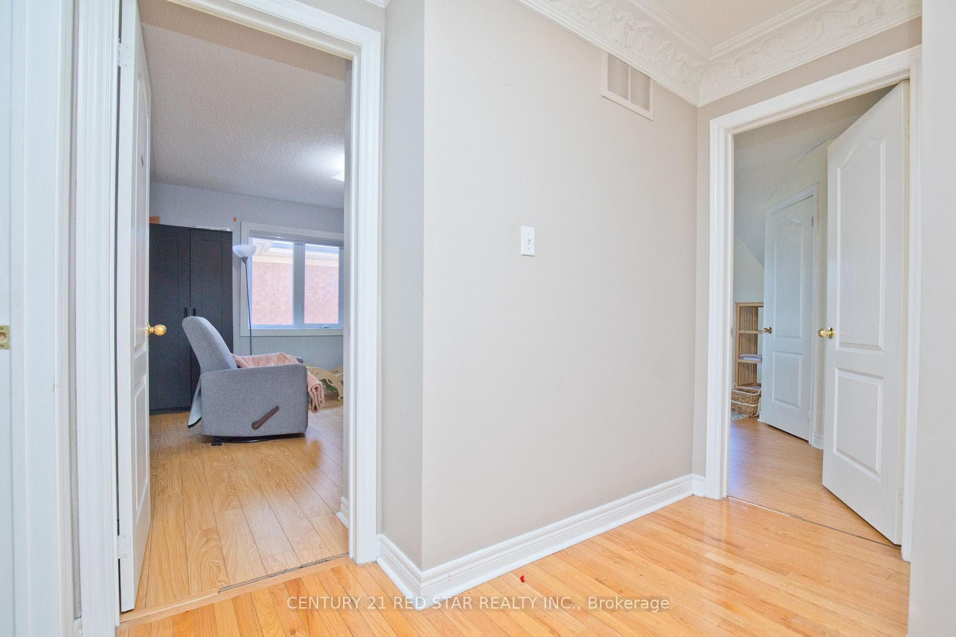 3 Okanagan Drive photo 33