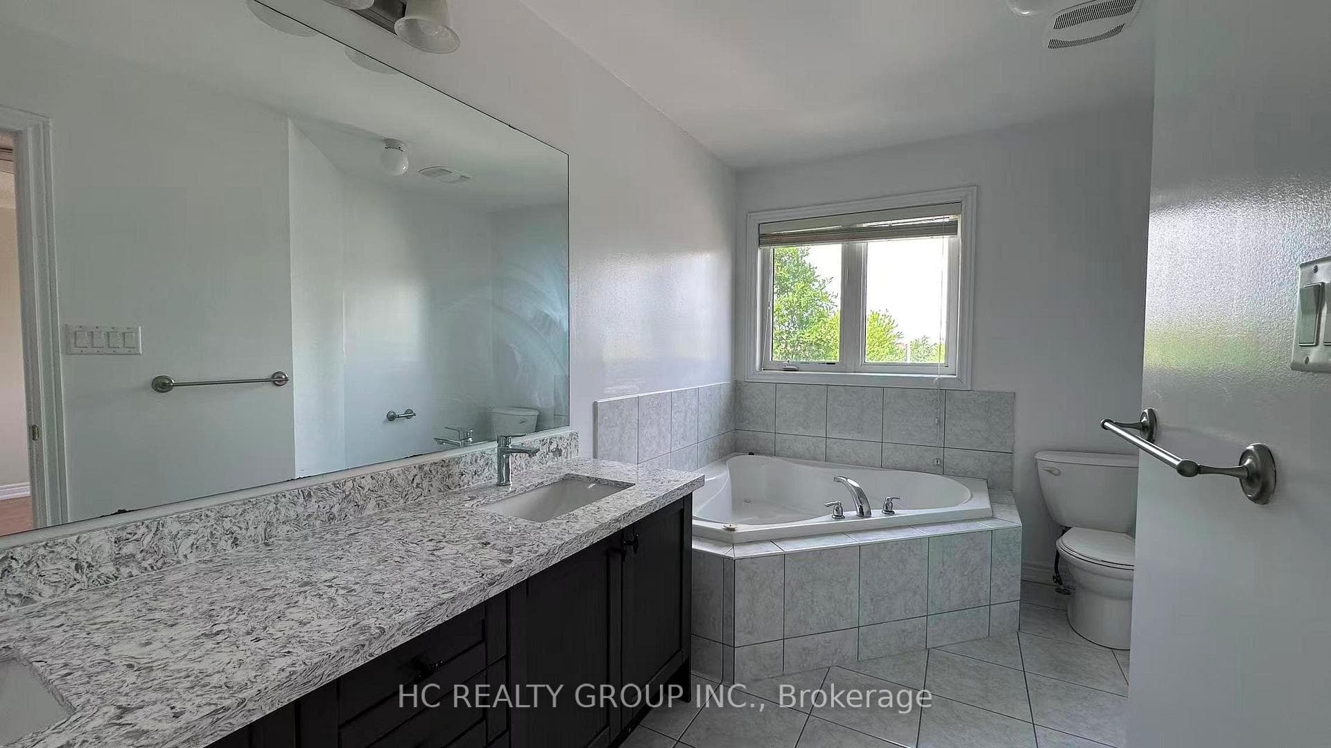 7 Lily Cup Avenue photo 17