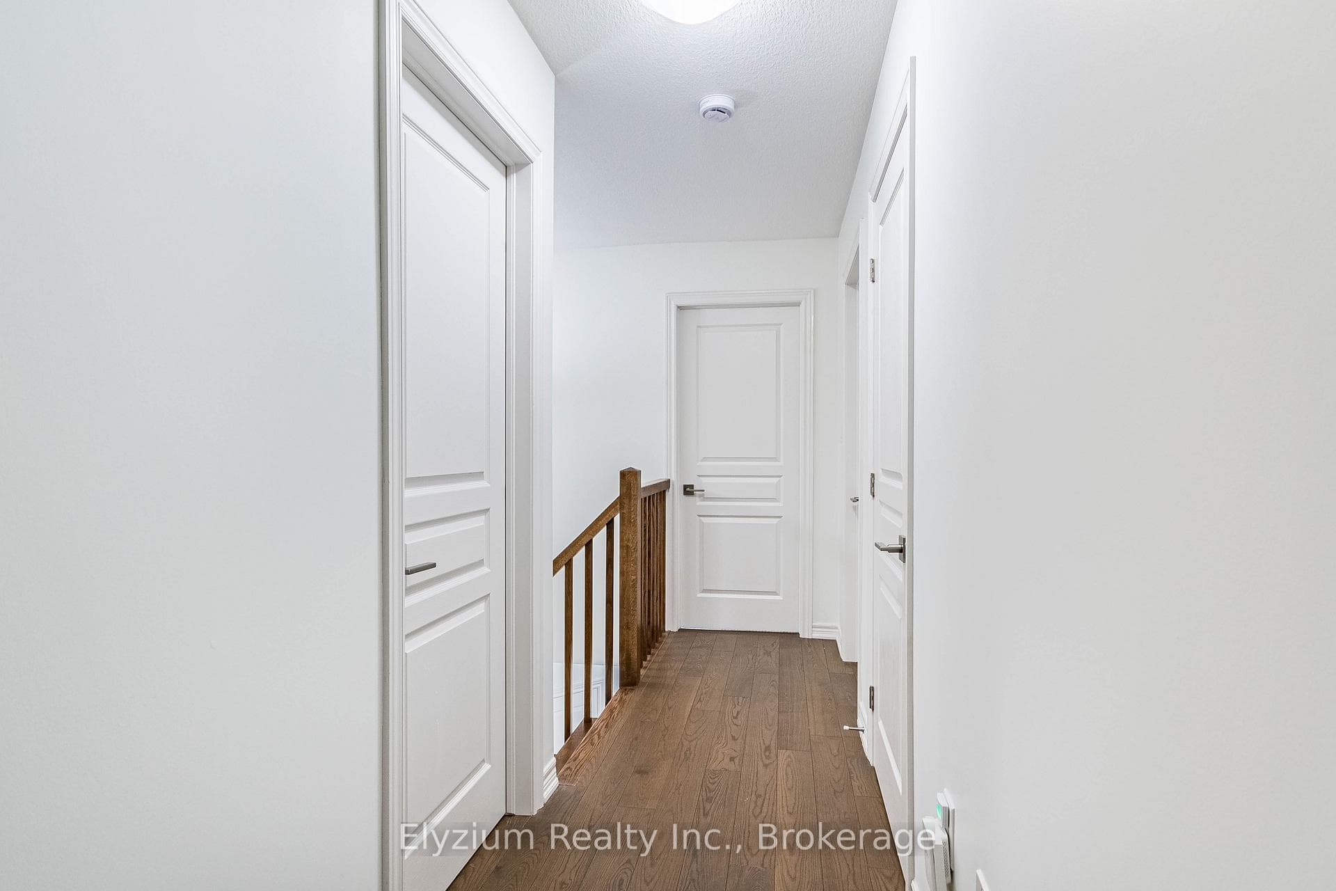6 Ambrose Avenue photo 28
