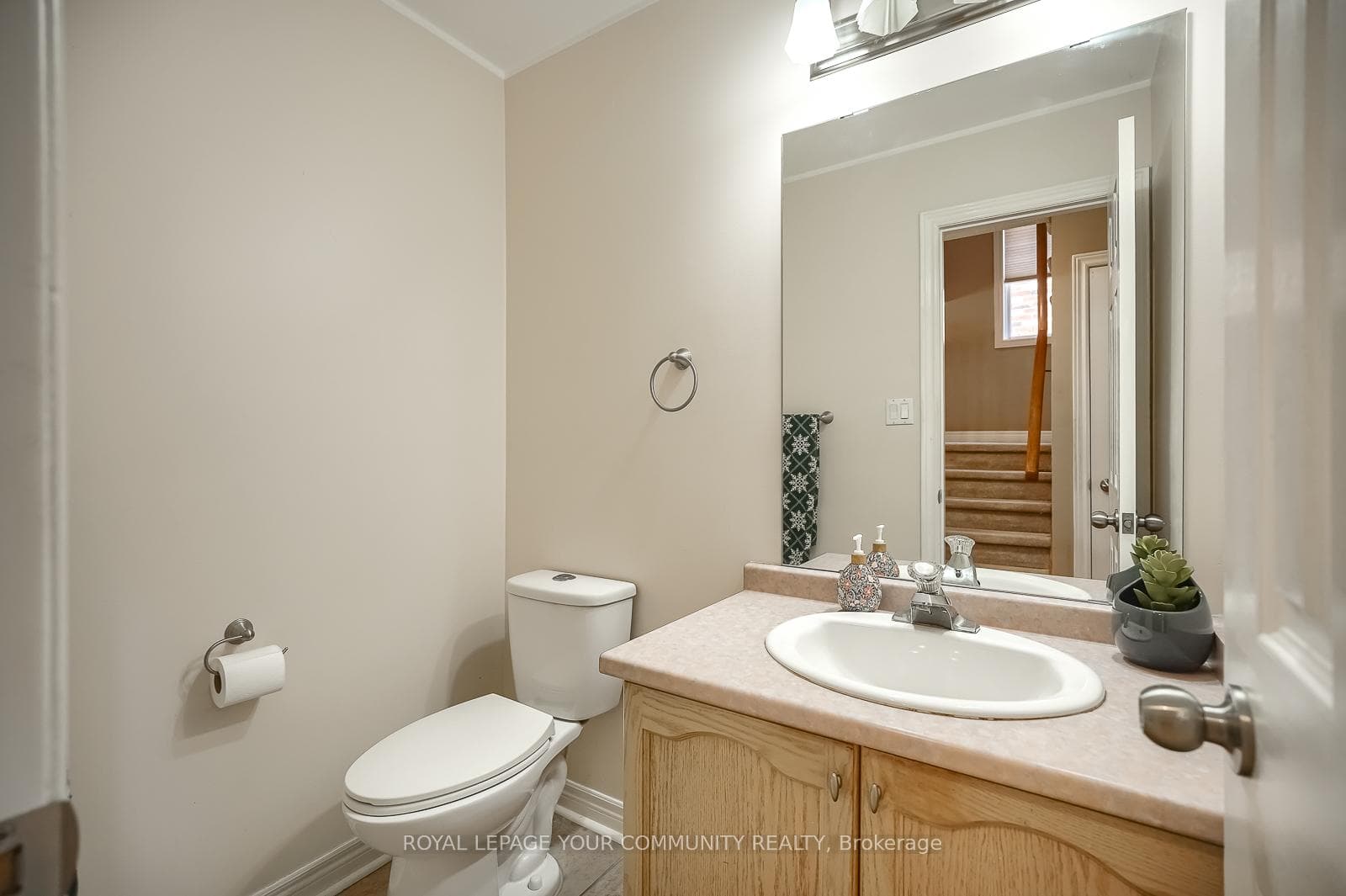 2134 Erin Gate Boulevard photo 13