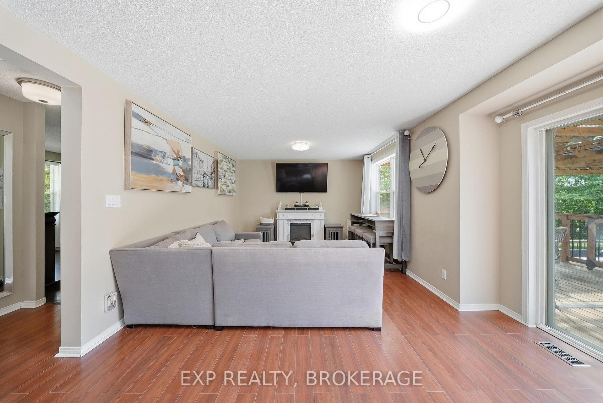 16131 TELEPHONE Road photo 16