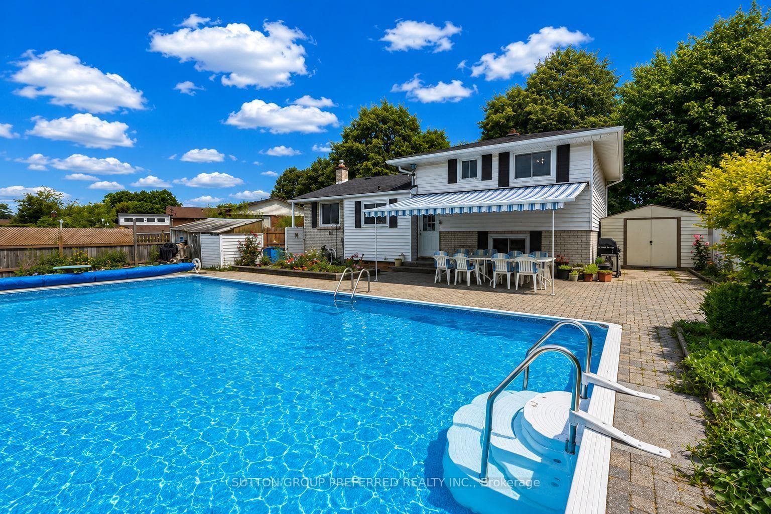 136 Mendip Crescent photo 3