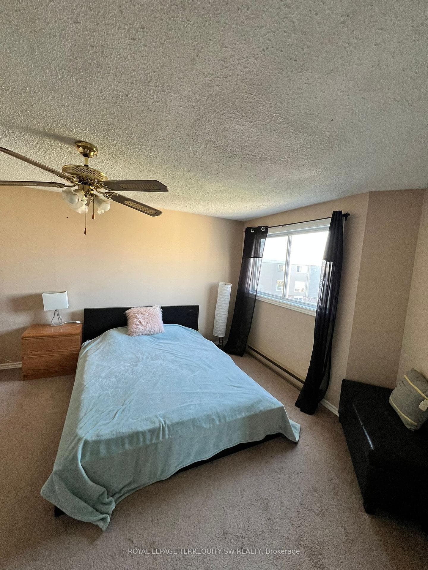 60 Elmsdale Drive Unit 33 photo 10
