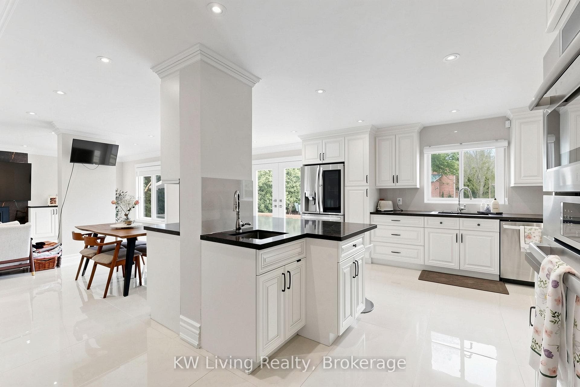 50 King's Cross Avenue photo 19