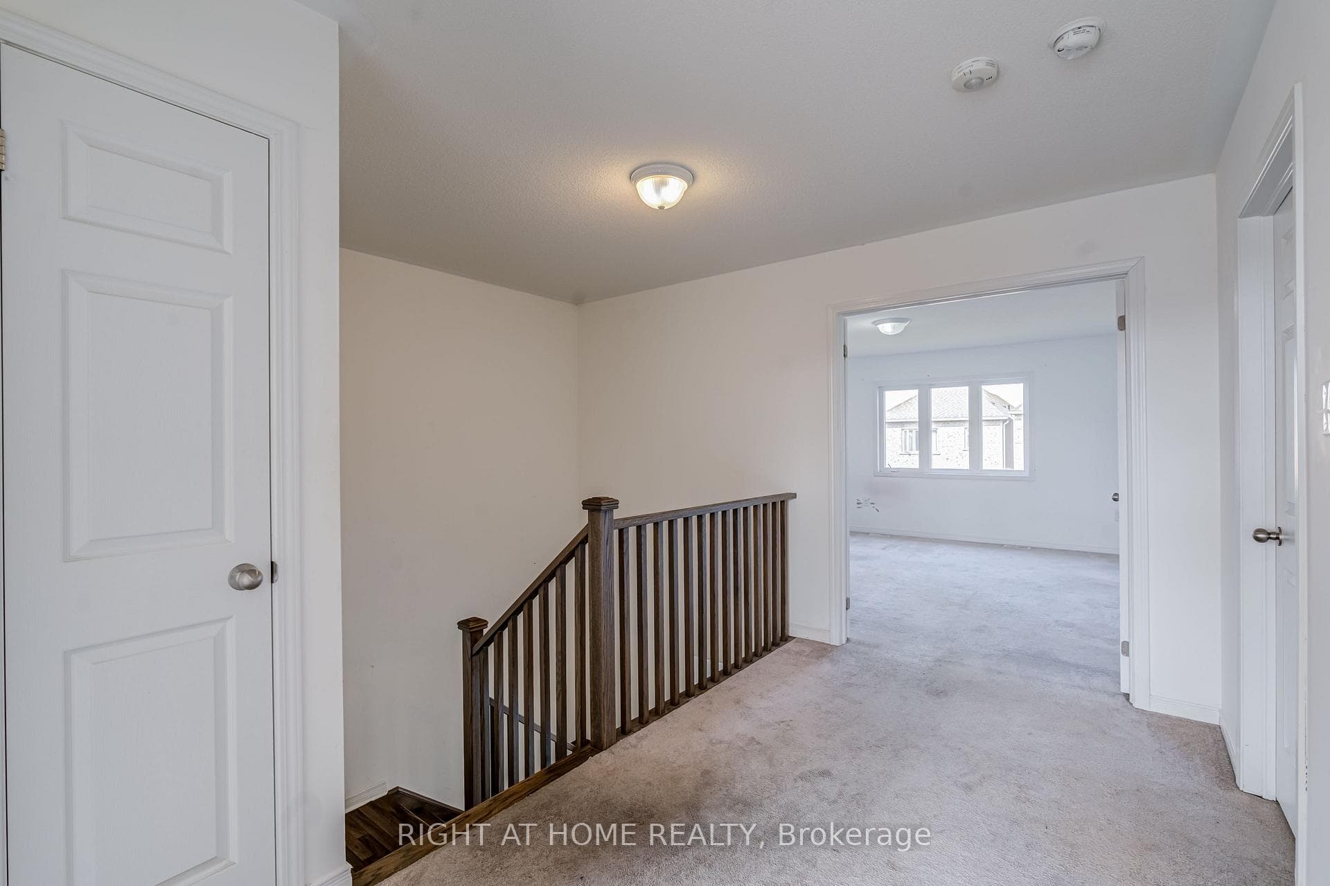 9 BAILEY Street photo 19