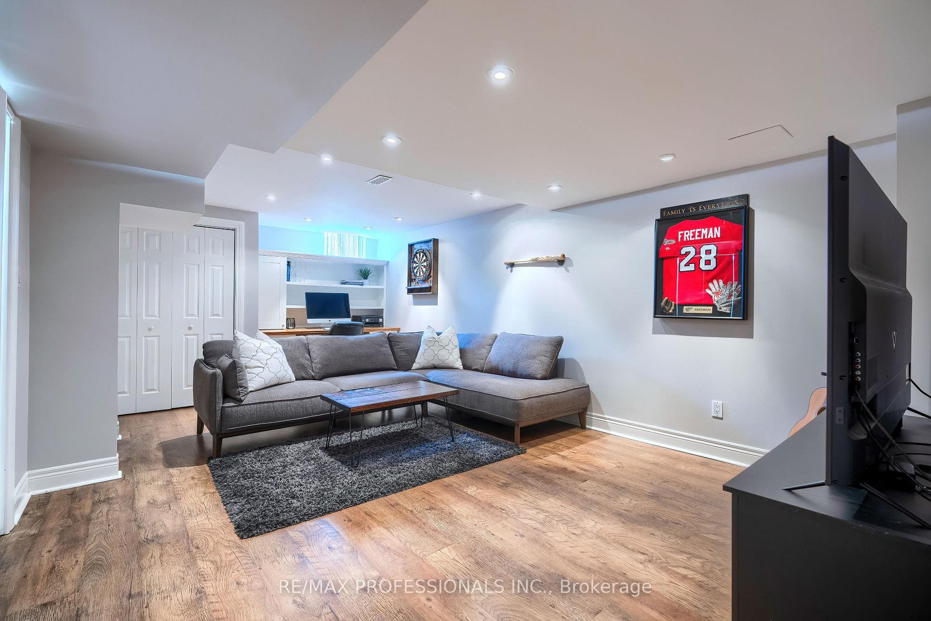 Large Family Rm with Pot Lights and Bright Window