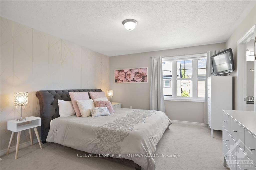 237 WILLOWDUSK Street photo 19