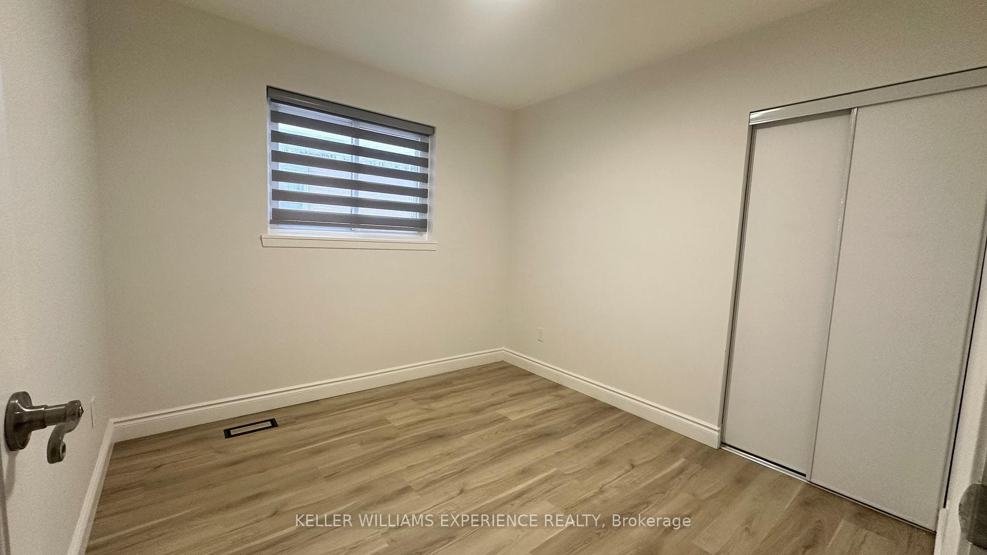 182 Hilda Avenue photo 16