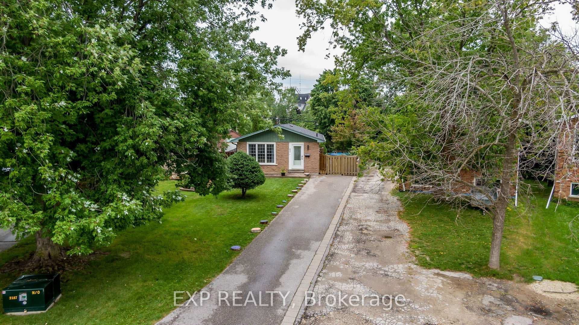 62 Courtice Crescent photo 47