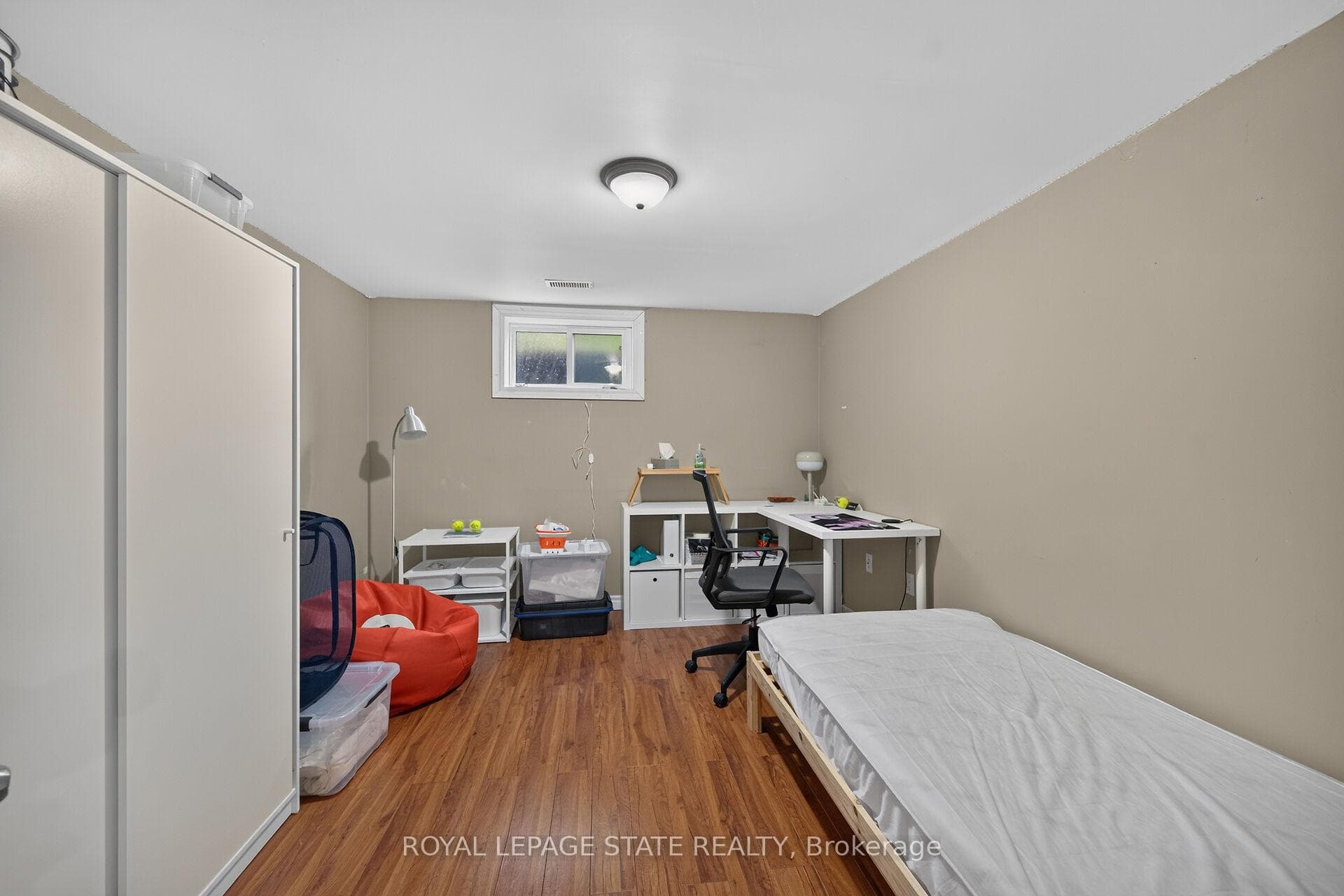 27 Ainslie Avenue photo 35
