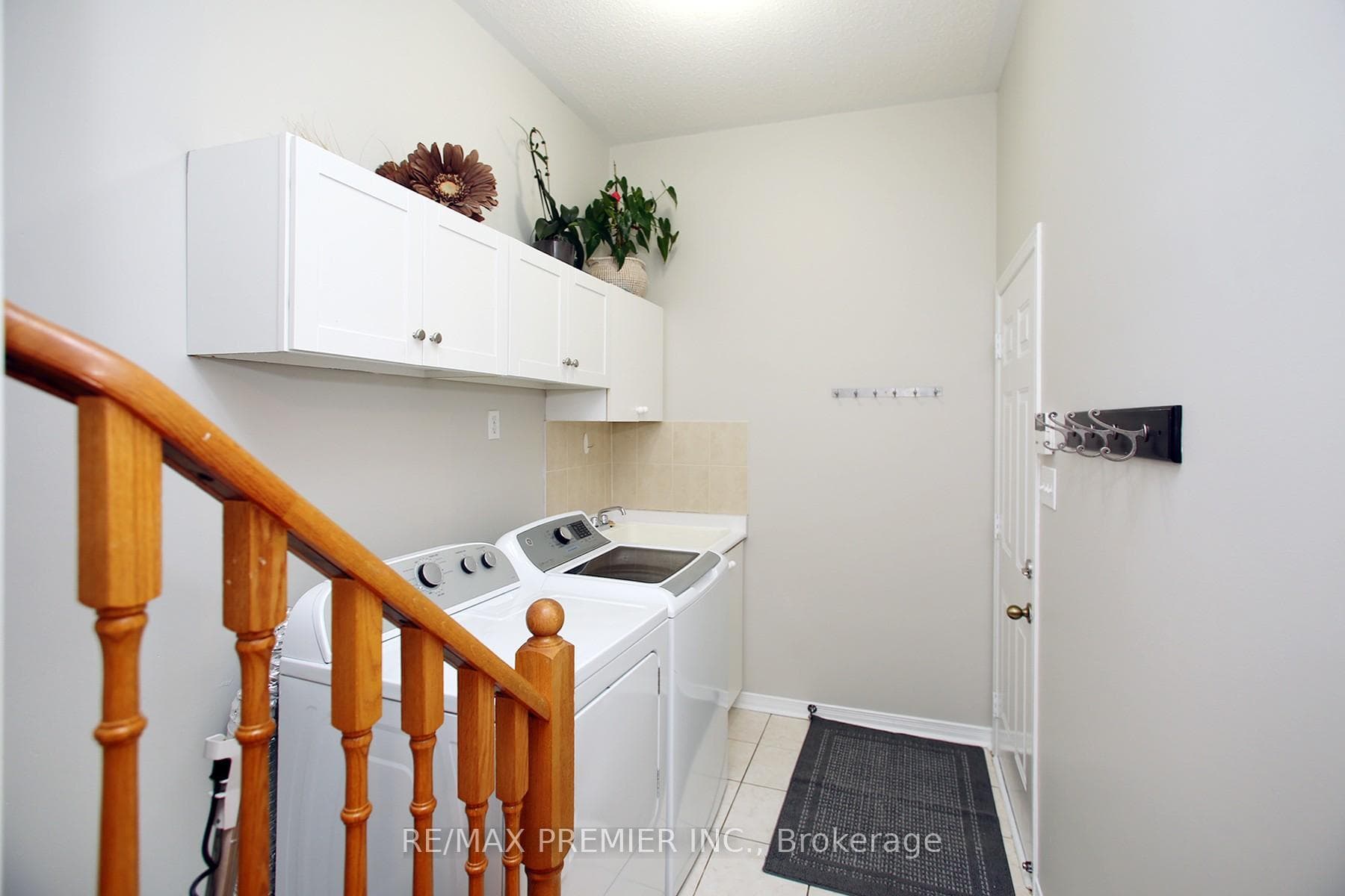 45 Dylan Street photo 14