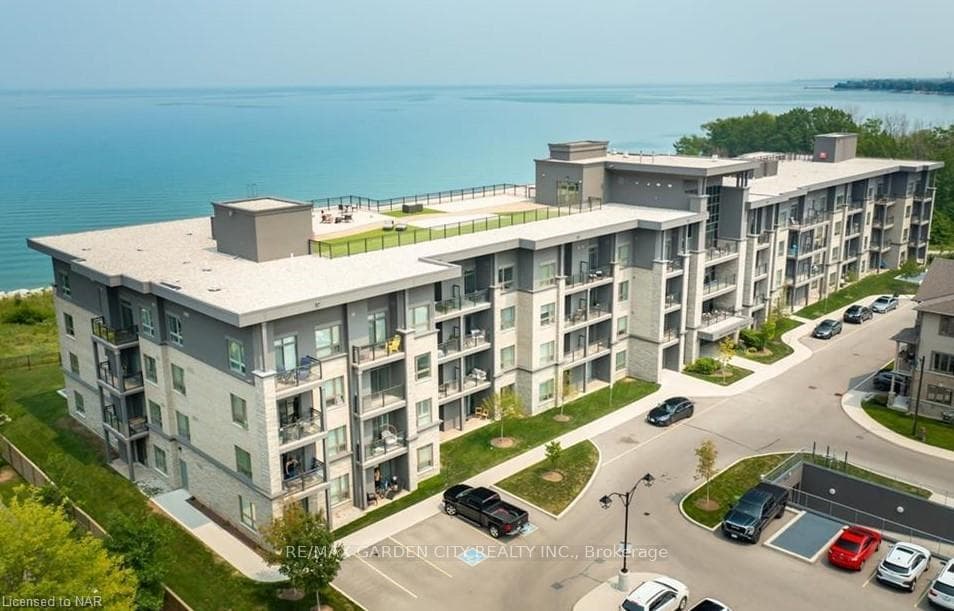 35 Southshore Crescent Unit 331 photo 5