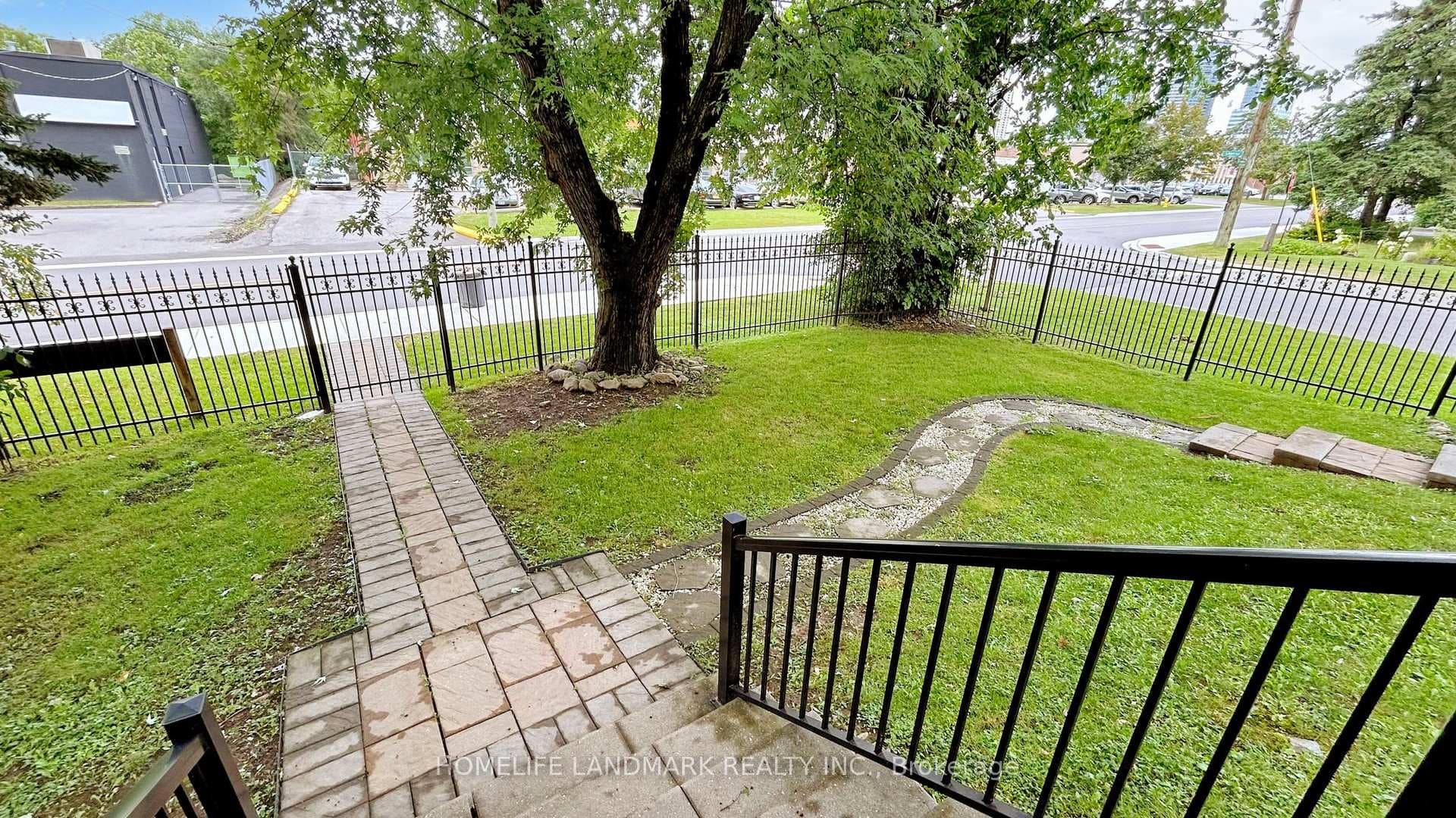 98 Glen Cameron Road photo 4