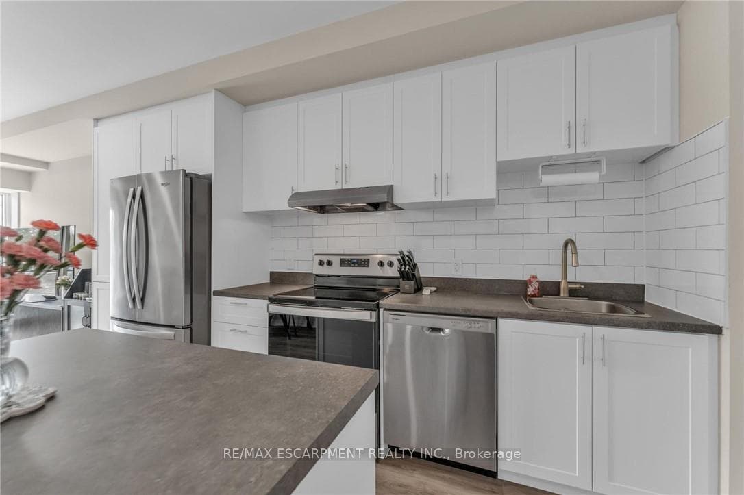 50 Herrick Avenue Unit 231 photo 6