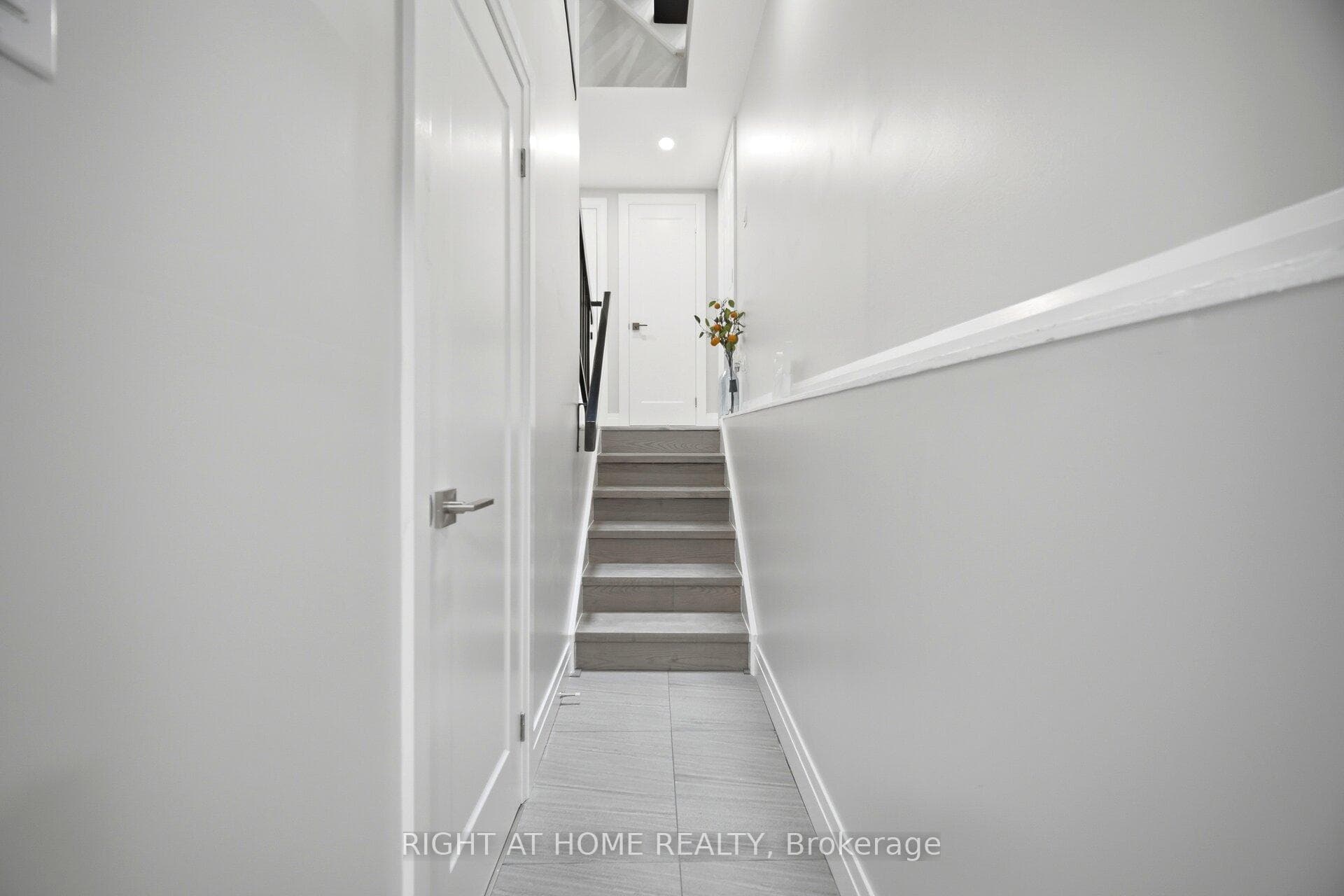 24 REID Drive Unit 8 photo 43