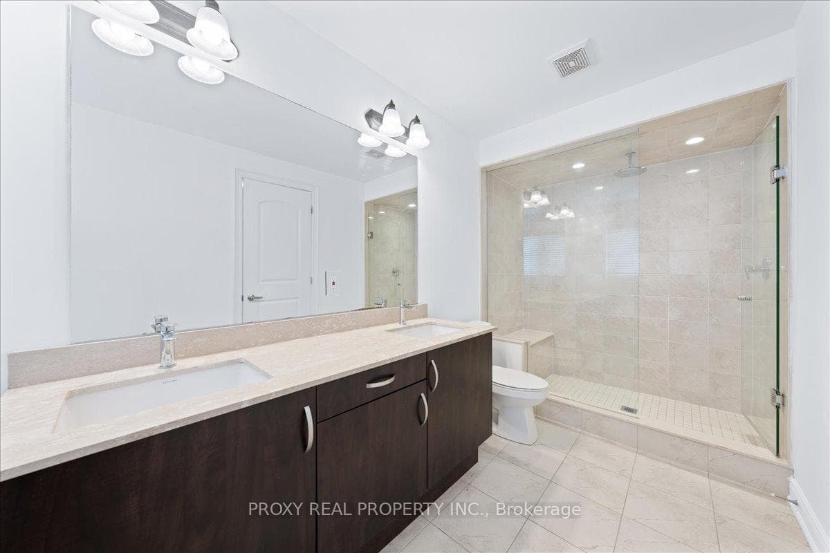 Upgraded Luxurious Ensuite With Glass Shower Cabin