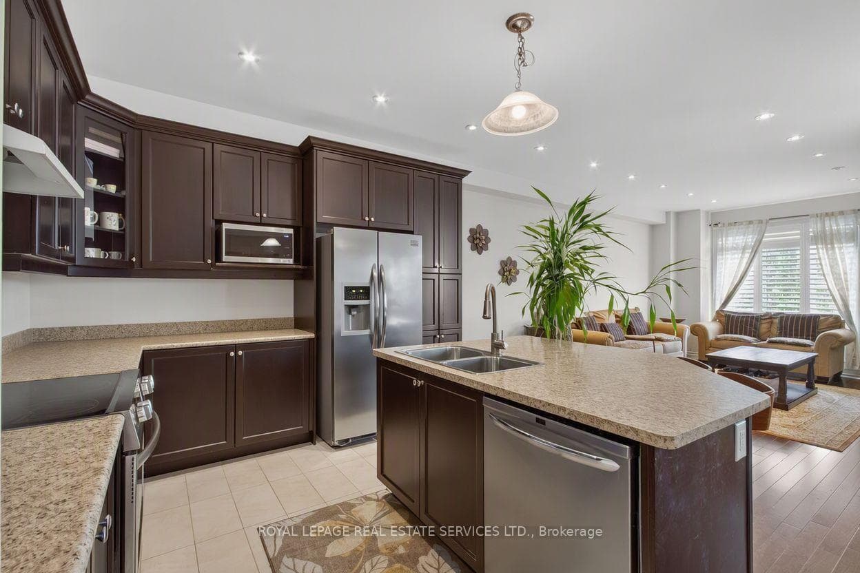 3045 Gladeside Avenue Unit 19 photo 10