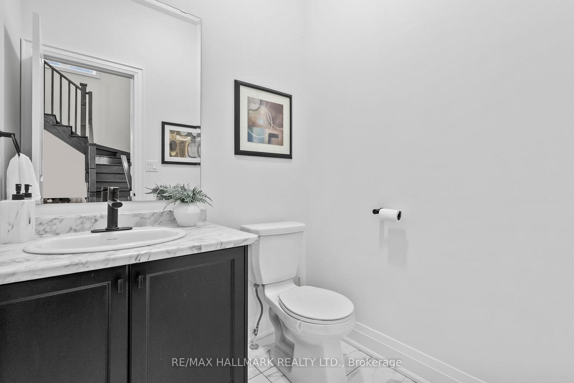 74 Prunella Crescent photo 14