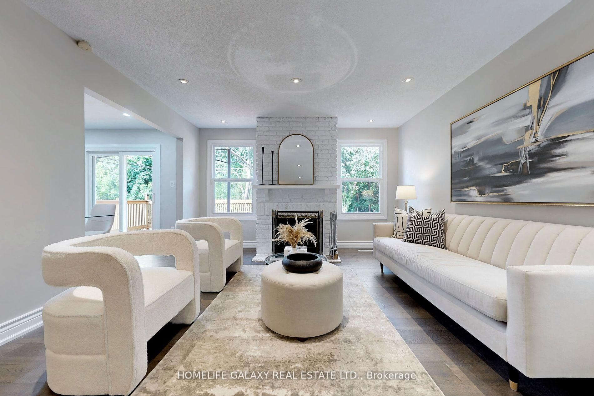 35 Blacktoft Drive photo 1