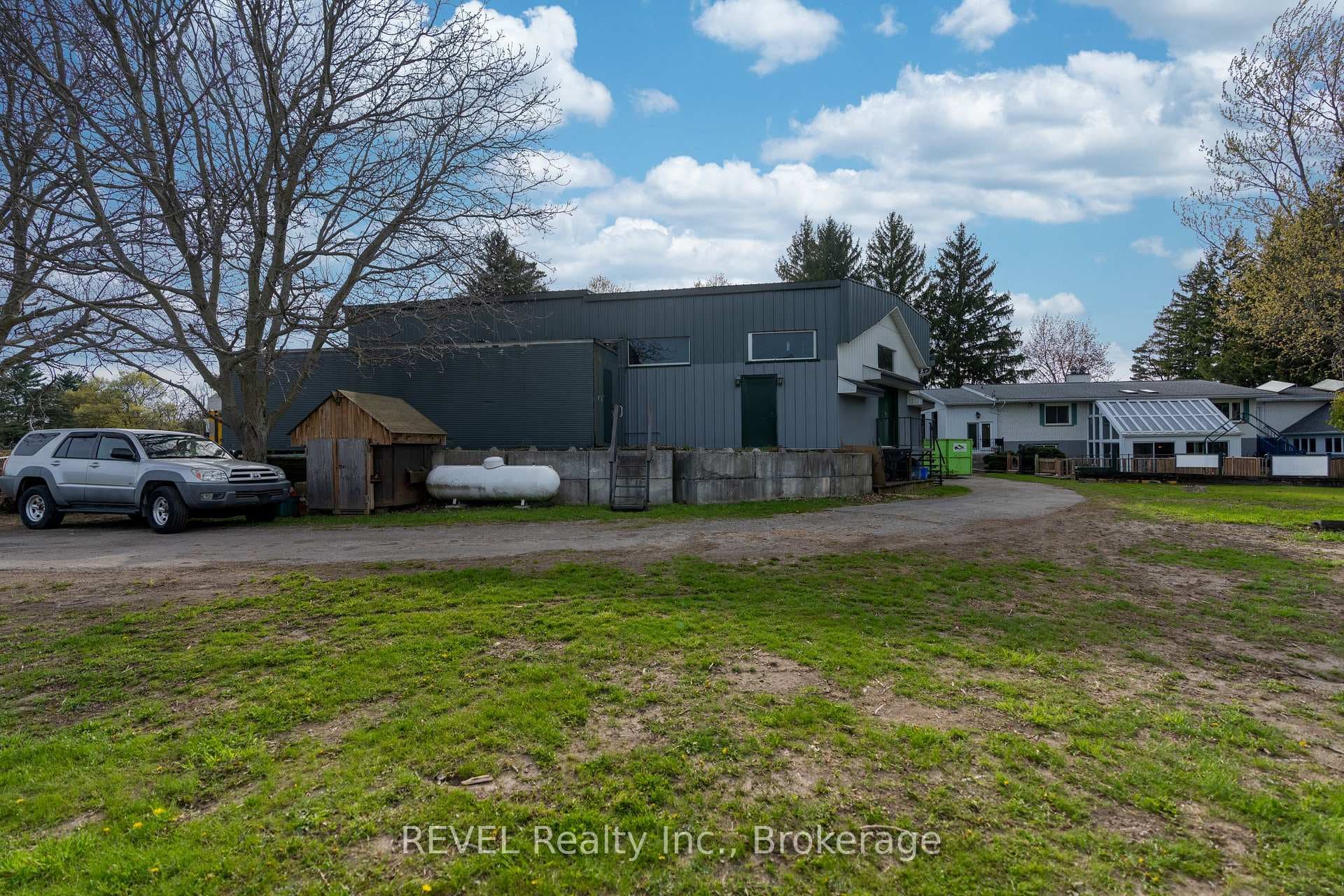 2010 Hansler Street photo 38