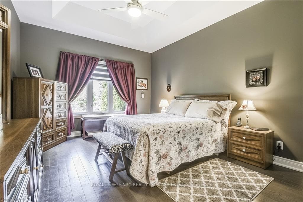 8 COBBLESTONE Drive photo 20