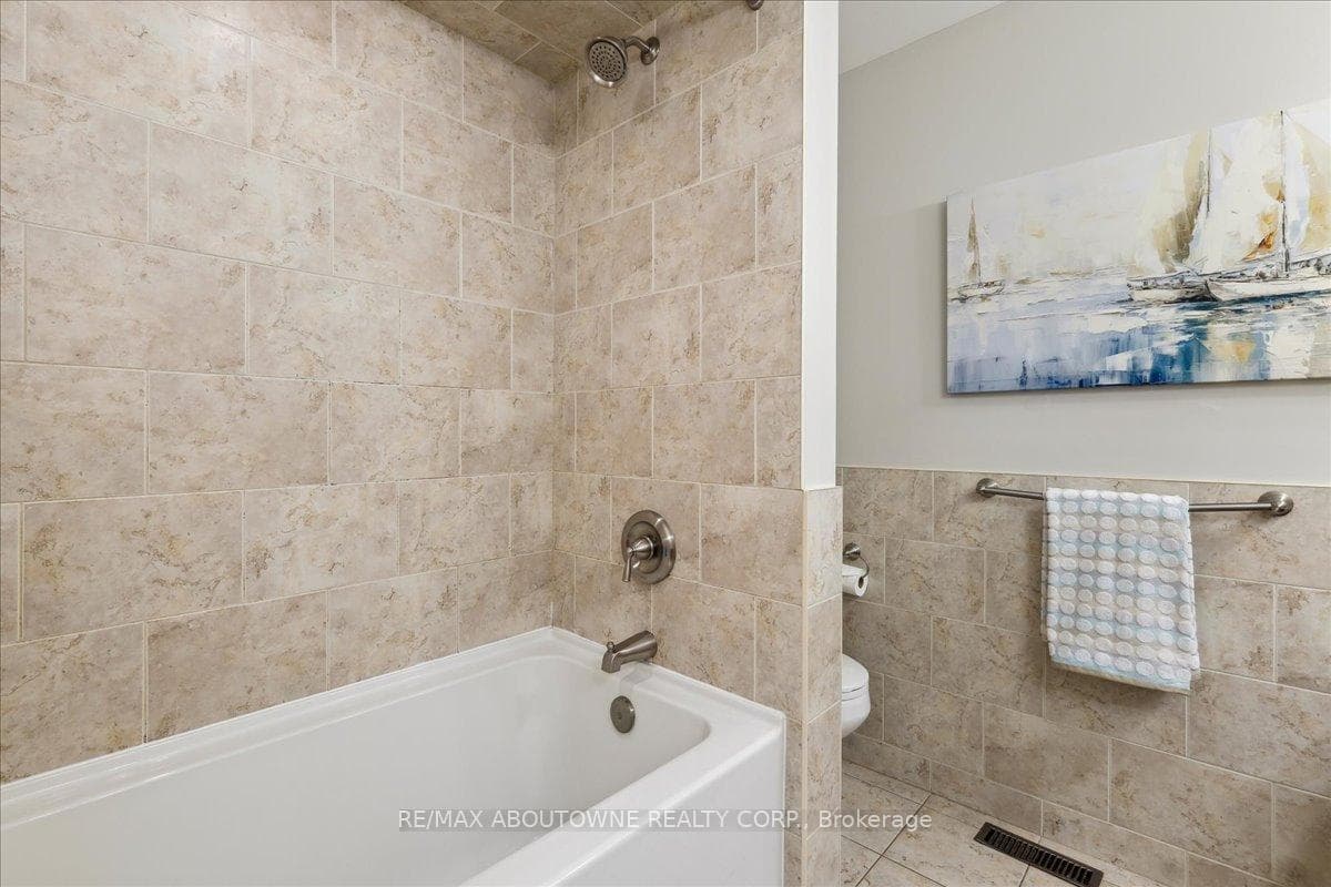 232 Nottingham Drive photo 26