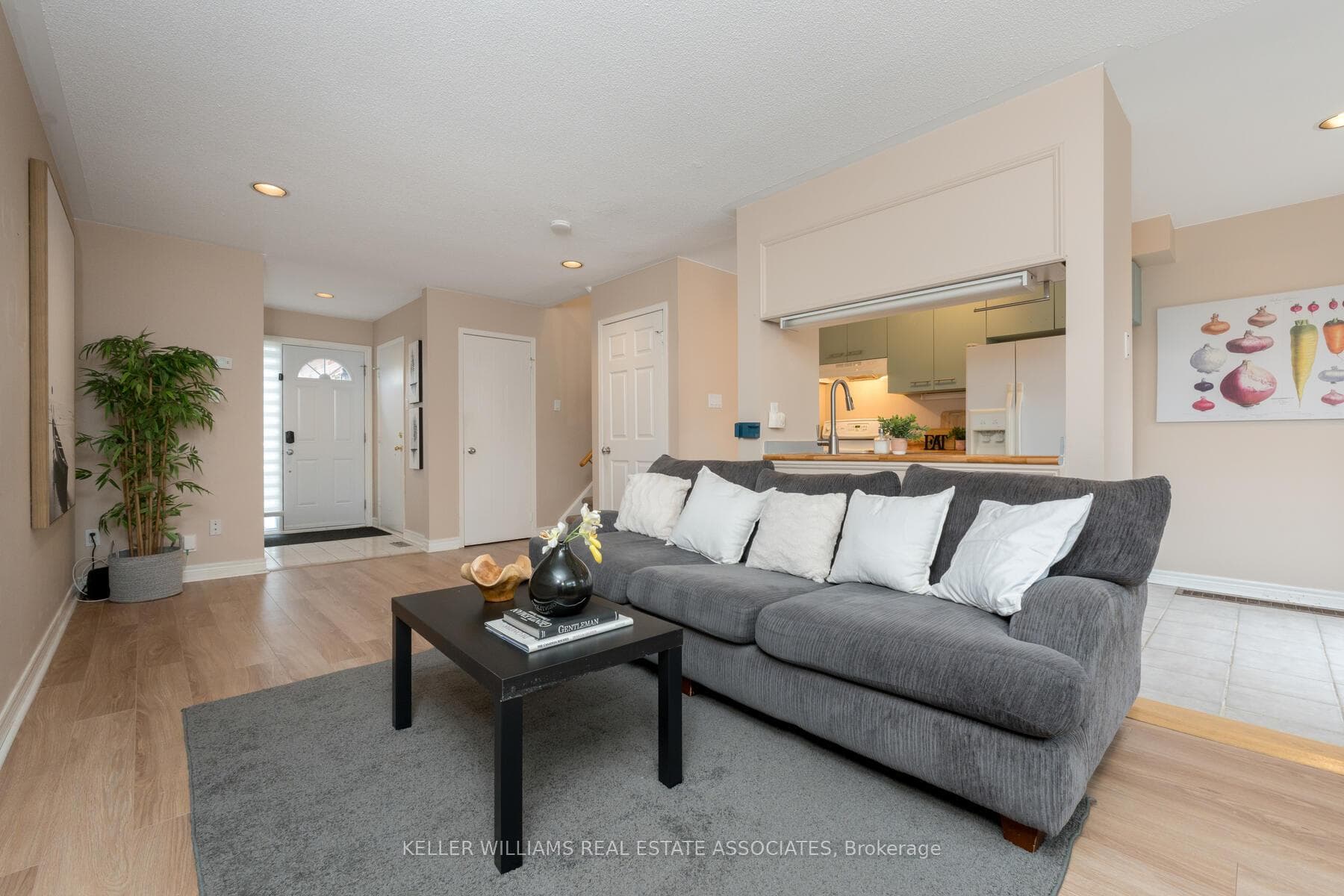 30 Maple Avenue Unit 173 photo 6