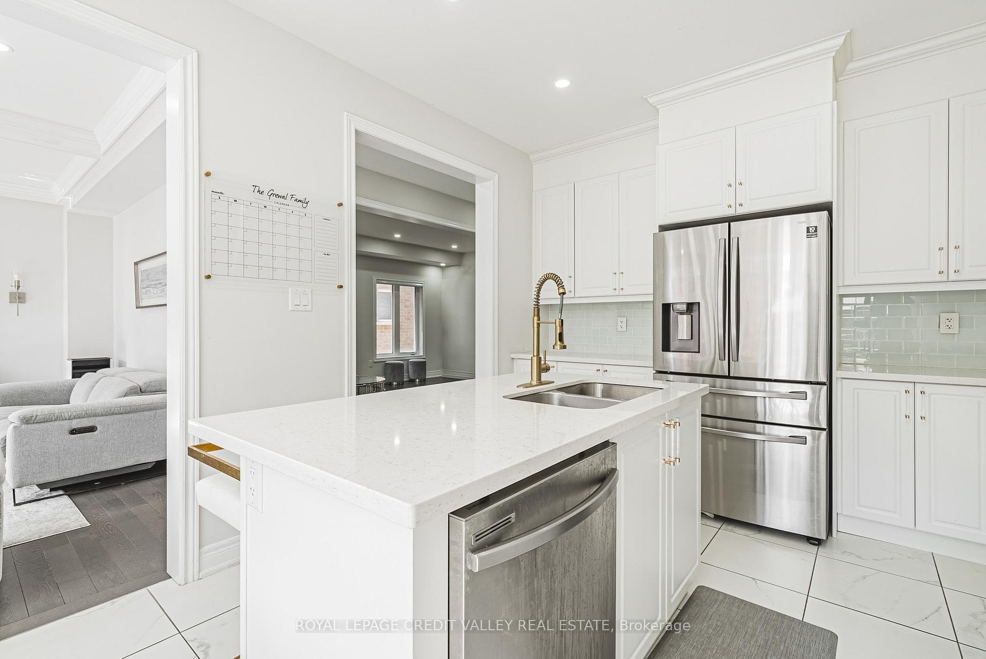 138 Branigan Crescent photo 12