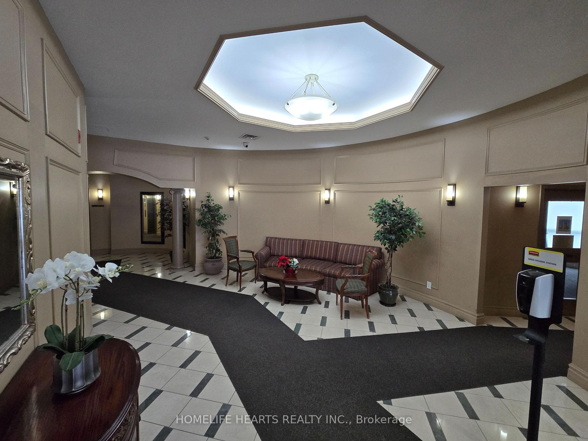 4200 Bathurst Street Unit 401 photo 2