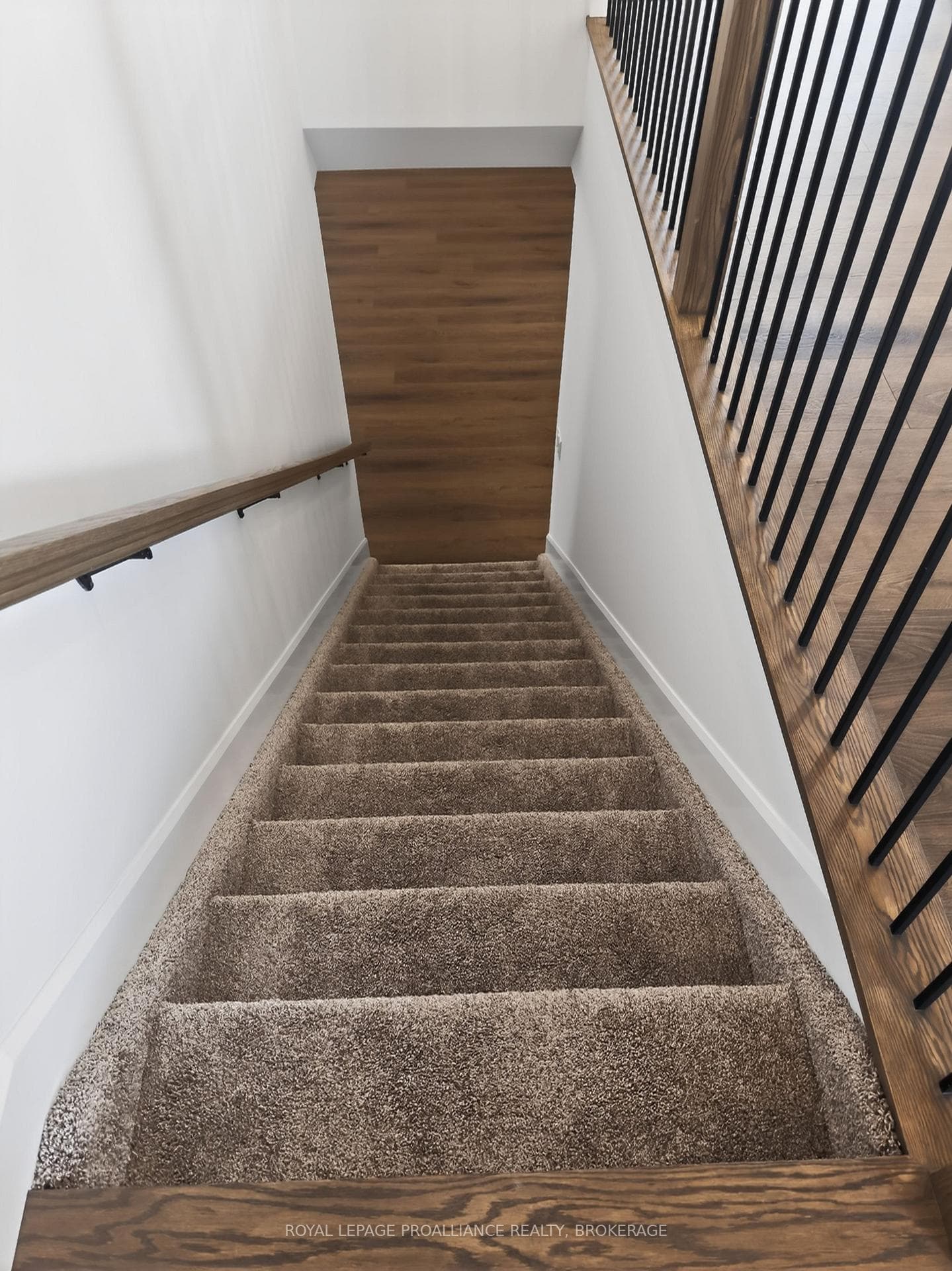 190 Jean Drive photo 23