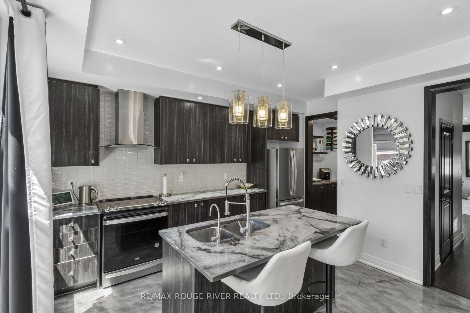 24 Waterside Way photo 18
