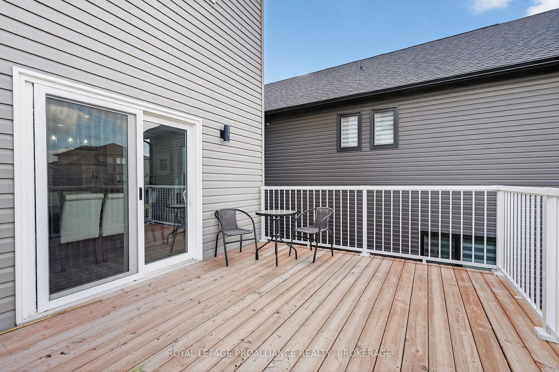 1520 Berkshire Drive photo 32
