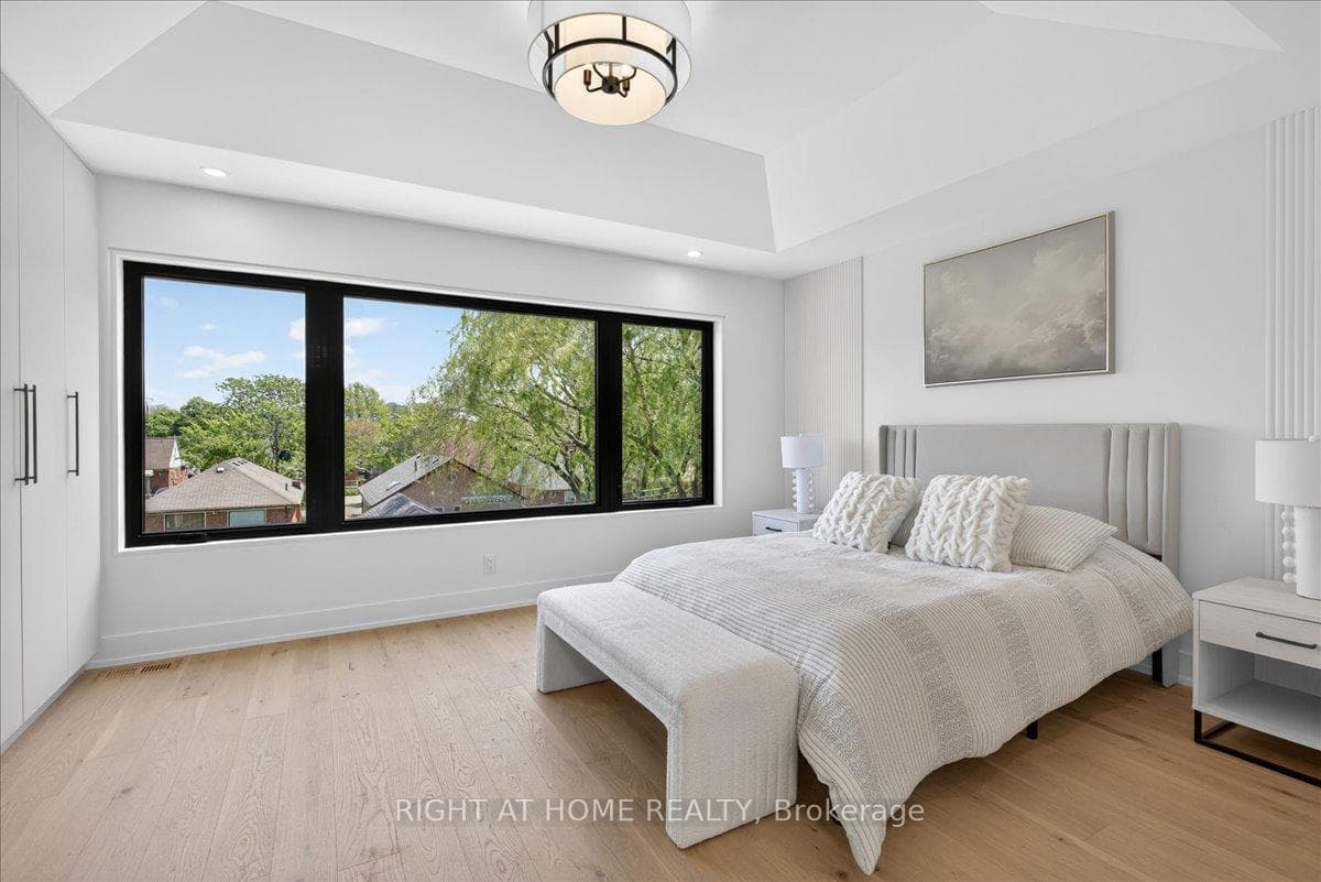 15B ROSEMEADE Avenue photo 21