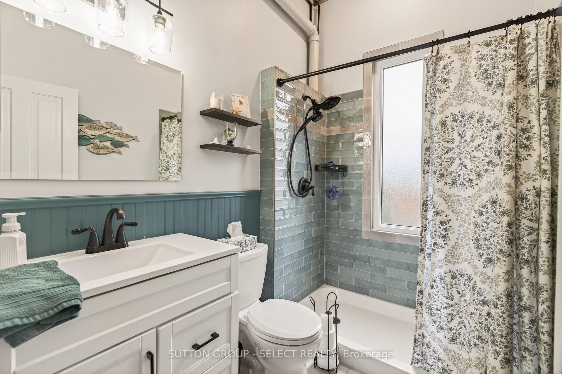 Main Floor 3-pc Bathroom