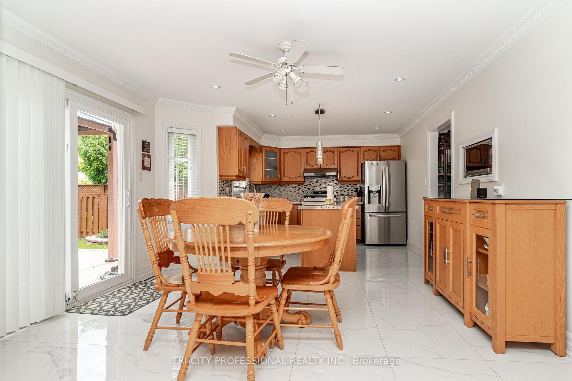 2 Burnley Place photo 12